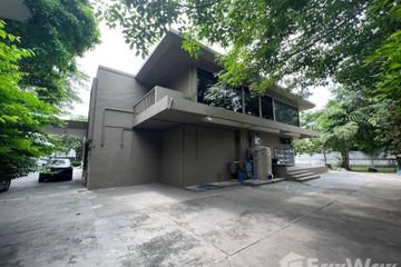 4 Bedroom House for sale in Khlong Toei Nuea, Bangkok near MRT Sukhumvit