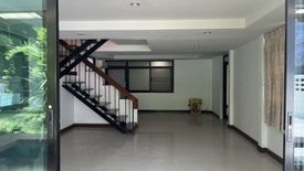 3 Bedroom House for rent in Suan Luang, Bangkok near MRT Phatthanakan