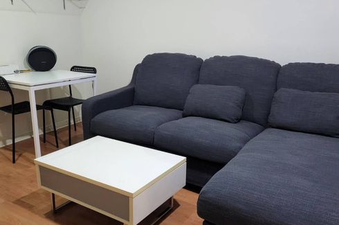 1 Bedroom Condo for rent in Lumpini Ville Cultural Center, Sam Sen Nok, Bangkok near MRT Huai Khwang