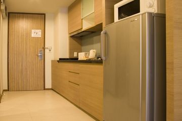 Apartment for rent in Golden Pearl Hotel, Bang Chak, Bangkok near BTS Udom Suk