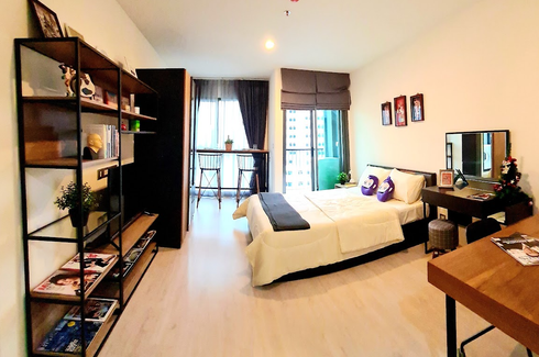 Condo for rent in Rhythm Rangnam, Thanon Phaya Thai, Bangkok near BTS Victory Monument