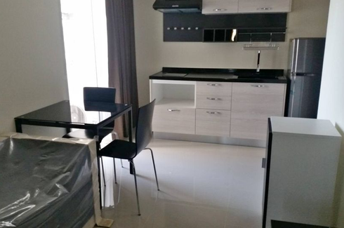 1 Bedroom Condo for rent in Kes Ratchada Condominium, Din Daeng, Bangkok near MRT Phra Ram 9