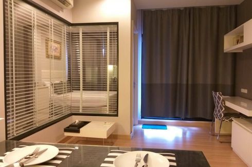 1 Bedroom Condo for rent in Urbano Absolute Sathon - Taksin, Khlong Ton Sai, Bangkok near BTS Krung Thon Buri