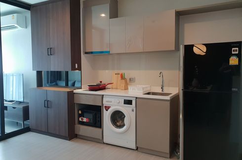 1 Bedroom Condo for rent in Life Sukhumvit 62, Bang Chak, Bangkok near BTS Bang Chak