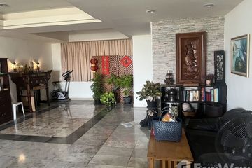 3 Bedroom Condo for sale in Royal Castle Pattanakarn, Suan Luang, Bangkok