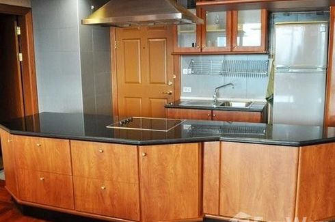 2 Bedroom Condo for rent in Regent Royal Place 1, Langsuan, Bangkok near BTS Ratchadamri