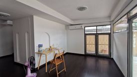 2 Bedroom House for rent in Huai Khwang, Bangkok near MRT Thailand Cultural Centre