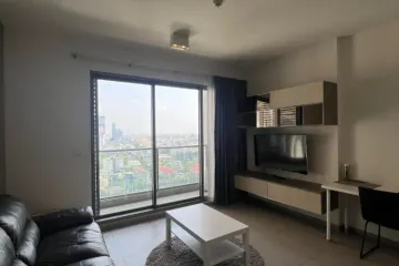 1 Bedroom Condo for rent in The Lofts Ekkamai, Phra Khanong, Bangkok near BTS Ekkamai