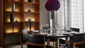 1 Bedroom Apartment for rent in Hansar Rajdamri, Lumpini, Bangkok near BTS Chit Lom