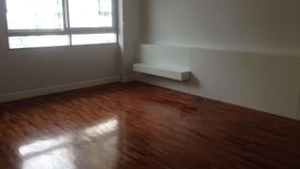 3 Bedroom Apartment for rent in Krungthep Thani Tower, Khlong Tan, Bangkok near BTS Phrom Phong