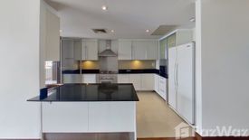 3 Bedroom Condo for rent in Ruamrudee House, Lumpini, Bangkok near BTS Ploen Chit