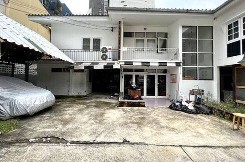 4 Bedroom House for rent in Rong Mueang, Bangkok near MRT Hua Lamphong