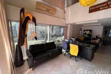 8 Bedroom Office for rent in Khlong San, Bangkok near BTS Khlong San