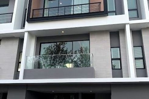 3 Bedroom Townhouse for rent in Nirvana Define Rama 9, Saphan Sung, Bangkok near Airport Rail Link Hua Mak