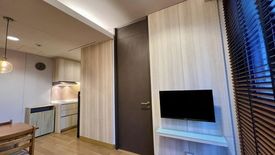 1 Bedroom Condo for rent in The Lumpini 24, Khlong Tan, Bangkok near BTS Phrom Phong