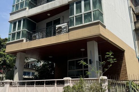 5 Bedroom Townhouse for sale in Suan Luang, Bangkok near MRT Phatthanakan