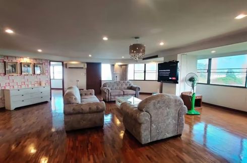 4 Bedroom Condo for Sale or Rent in Chang Phueak, Chiang Mai