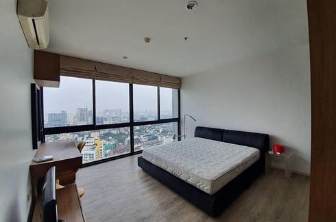 Condo for sale in THE ISSARA LADPRAO, Chom Phon, Bangkok near MRT Lat Phrao