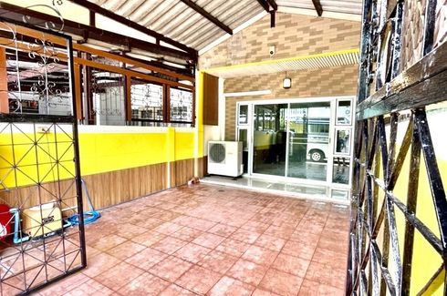 2 Bedroom Townhouse for sale in Sanphawut Townhouse, Bang Na, Bangkok