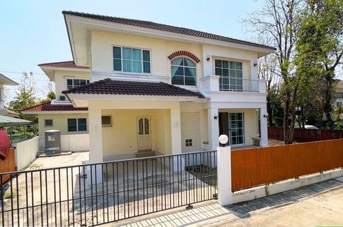 3 Bedroom House for sale in Lam Pla Thio, Bangkok