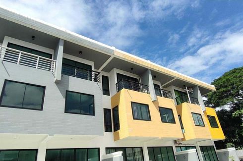 2 Bedroom Townhouse for sale in Baan Thananda Chalermprakiat Ror 9 Soi 48, Dokmai, Bangkok