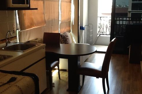 1 Bedroom Condo for sale in Baan Navatara, Nuan Chan, Bangkok