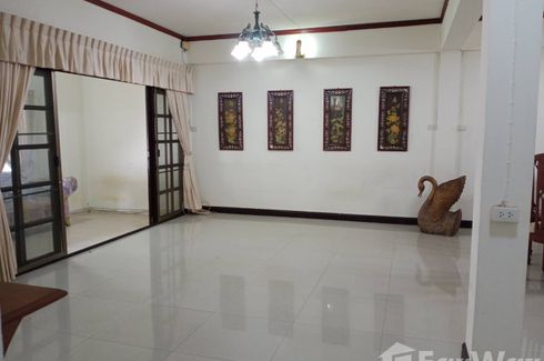 3 Bedroom House for sale in Chang Khlan, Chiang Mai