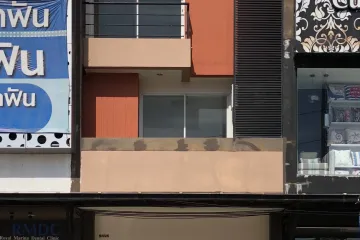 3 Bedroom Townhouse for sale in Ko Kaeo, Phuket