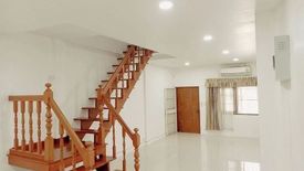 2 Bedroom Townhouse for rent in Hua Mak, Bangkok near MRT Yaek Lam Sali