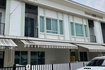 3 Bedroom Townhouse for sale in Bang Chan, Bangkok