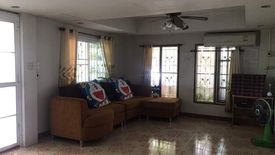 3 Bedroom Townhouse for sale in Dong Phraram, Prachin Buri