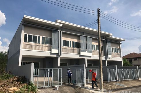 3 Bedroom Townhouse for sale in Khao Sam Yot, Lopburi