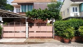 3 Bedroom House for sale in Sala Thammasop, Bangkok