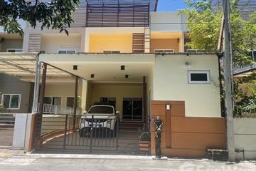 3 Bedroom Townhouse for sale in Noen Phra, Rayong