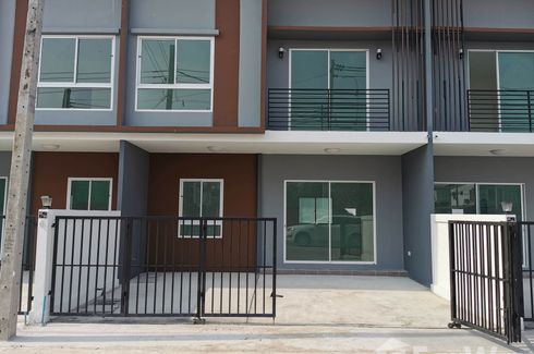 3 Bedroom Townhouse for sale in Om Kret, Nonthaburi