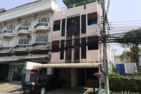 3 Bedroom Townhouse for sale in Nai Mueang, Nakhon Ratchasima