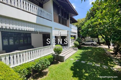 House for rent in Khlong Tan Nuea, Bangkok