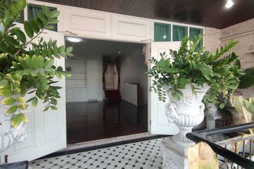 3 Bedroom Office for rent in Phra Khanong, Bangkok near BTS Thong Lo