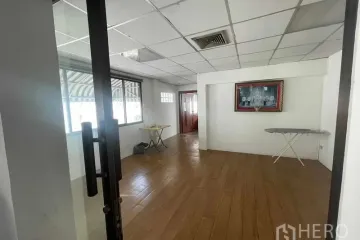 Commercial for rent in Sam Sen Nai, Bangkok near BTS Ari