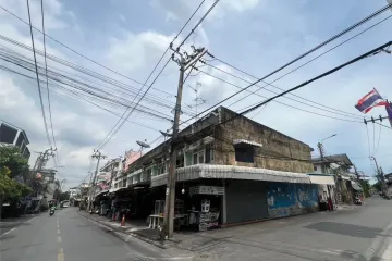 Land for Sale or Rent in Bang Chak, Bangkok