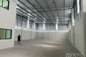 Warehouse / Factory for rent in Bang Chalong, Samut Prakan