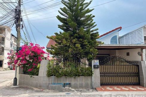 2 Bedroom Townhouse for sale in Nong Prue, Chonburi