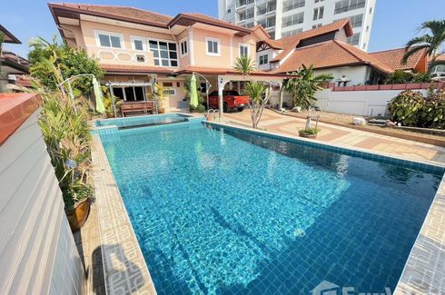 3 Bedroom Villa for sale in Eakmongkol Village 4, Nong Prue, Chonburi