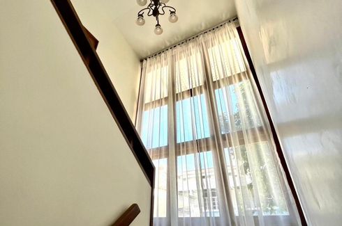 3 Bedroom House for rent in Sam Sen Nai, Bangkok near MRT Rang Nam