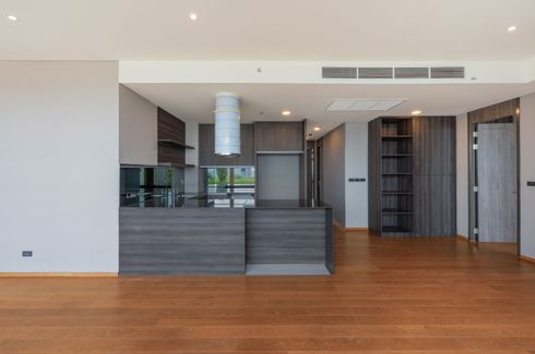 4 Bedroom Condo for sale in Wyndham Garden Residence, Phra Khanong, Bangkok near BTS Ekkamai