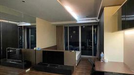 Condo for rent in The Rajdamri, Pathum Wan, Bangkok near BTS Ratchadamri