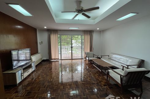 1 Bedroom Condo for rent in CS Villa, Khlong Tan Nuea, Bangkok near BTS Ekkamai