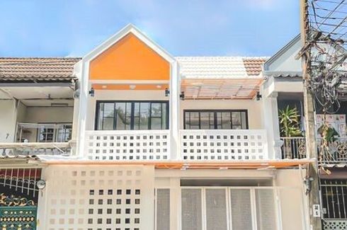 3 Bedroom Townhouse for sale in Moo Baan Wang Thong House, Nawamin, Bangkok