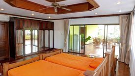 4 Bedroom House for sale in Talat Nuea, Phuket