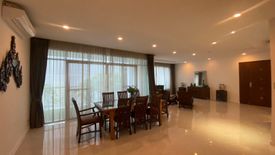 4 Bedroom Condo for rent in Khlong Toei Nuea, Bangkok near MRT Sukhumvit